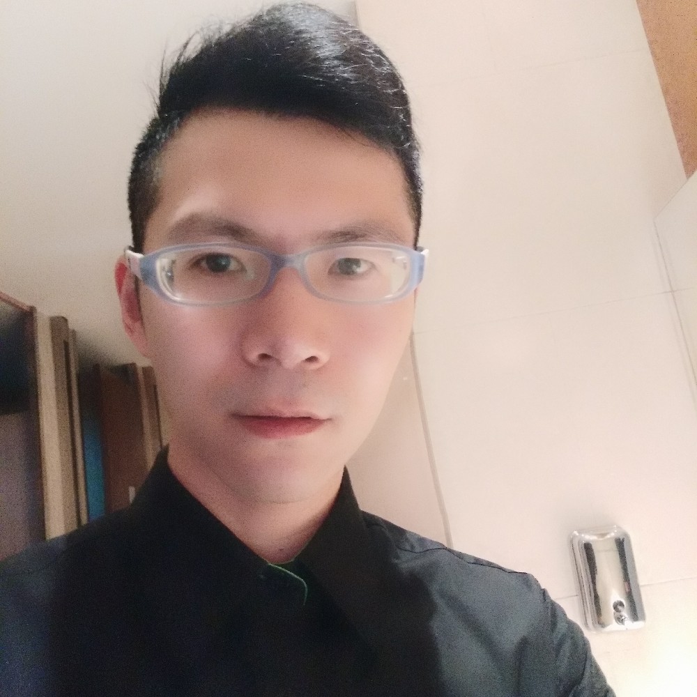 阿坤坤的照片