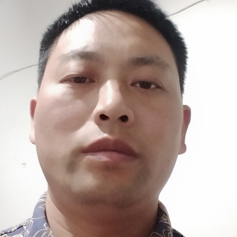等待一个人吗的照片