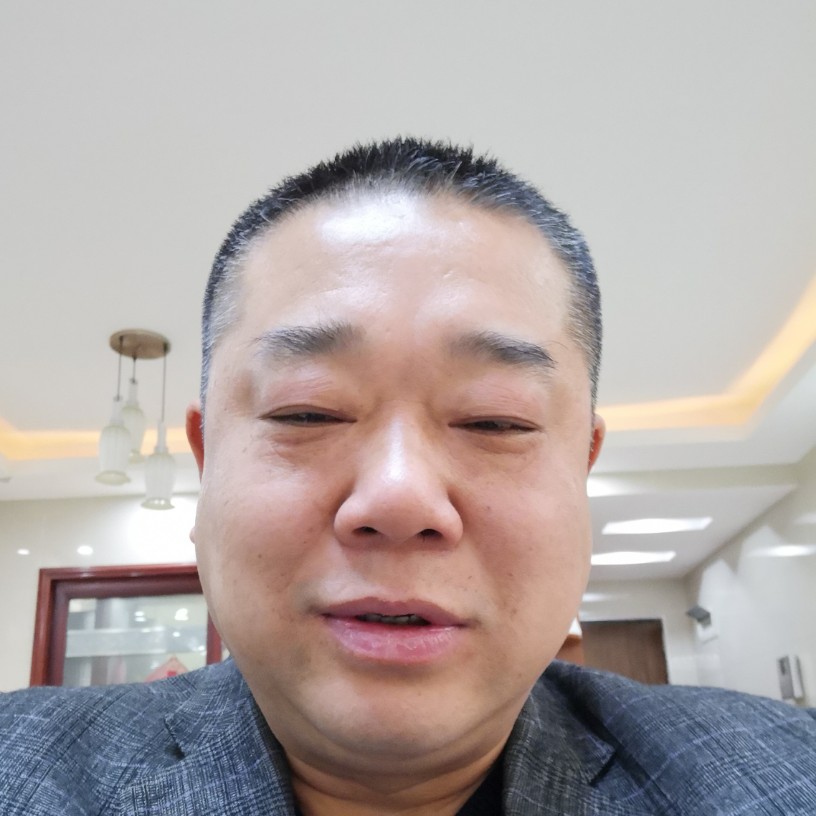 高昭晨的照片