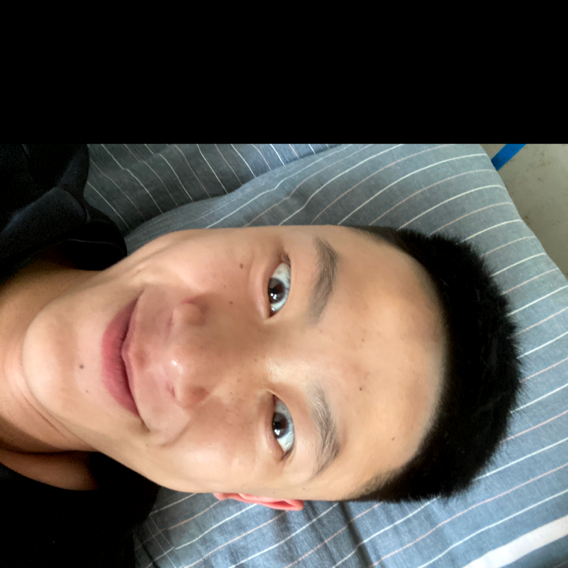 晨曦挽手魔幻的照片