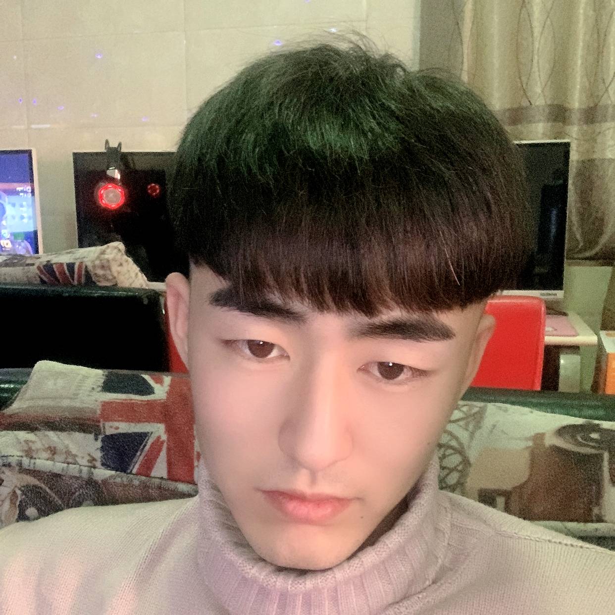 求富婆呀的照片