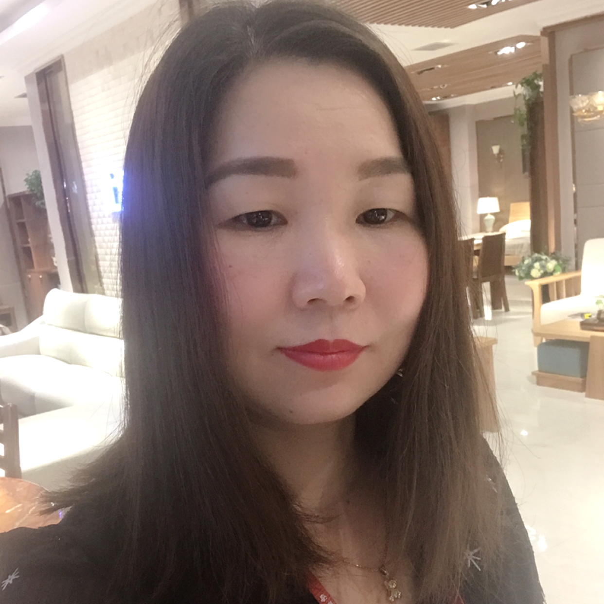 受伤的如梦的照片