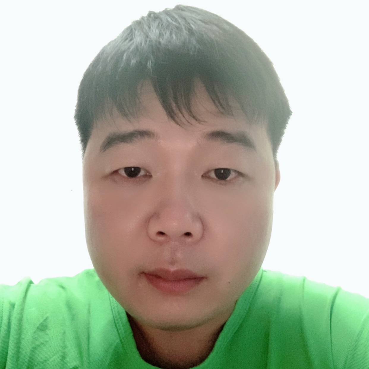 宝藏男孩的照片