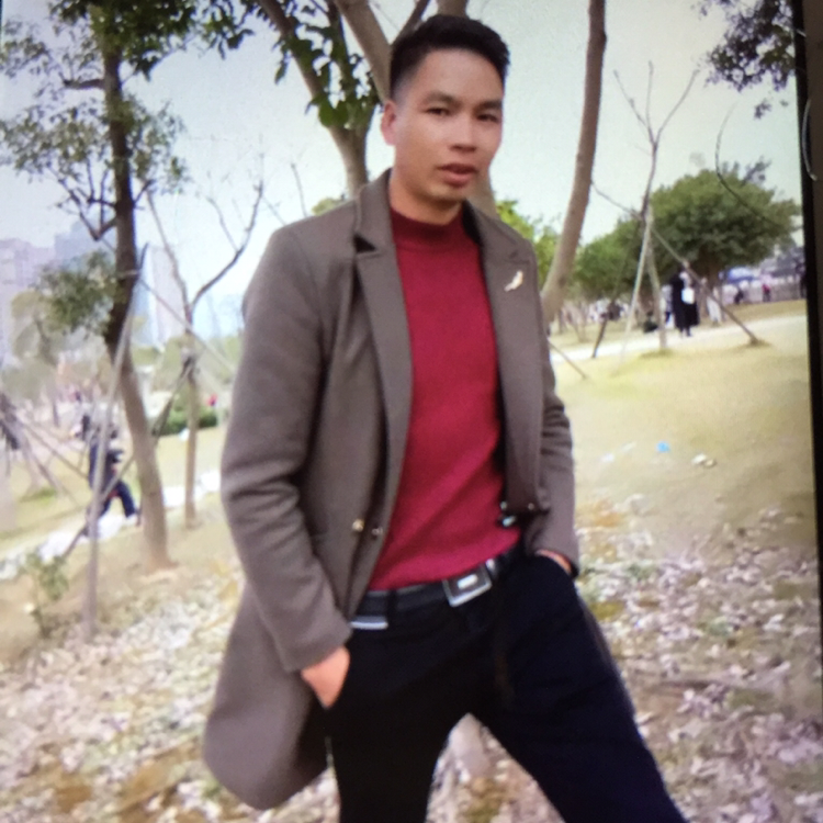小虾米向拉长的照片