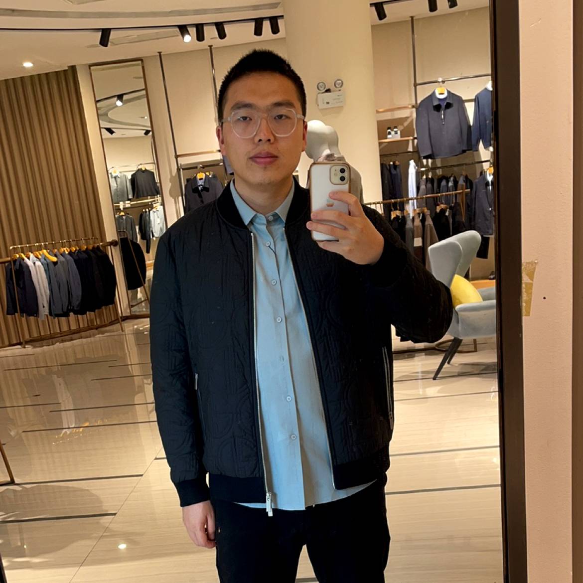 满眼尘埃的照片