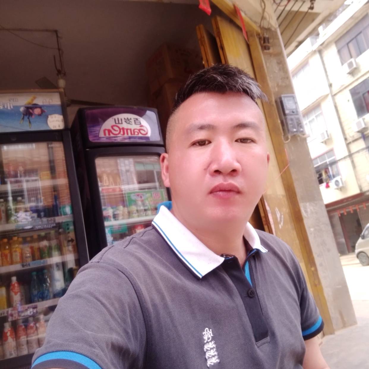 秀发邂逅调皮的照片
