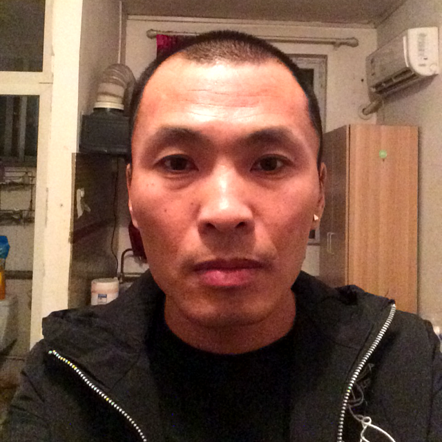深秋的叶的照片