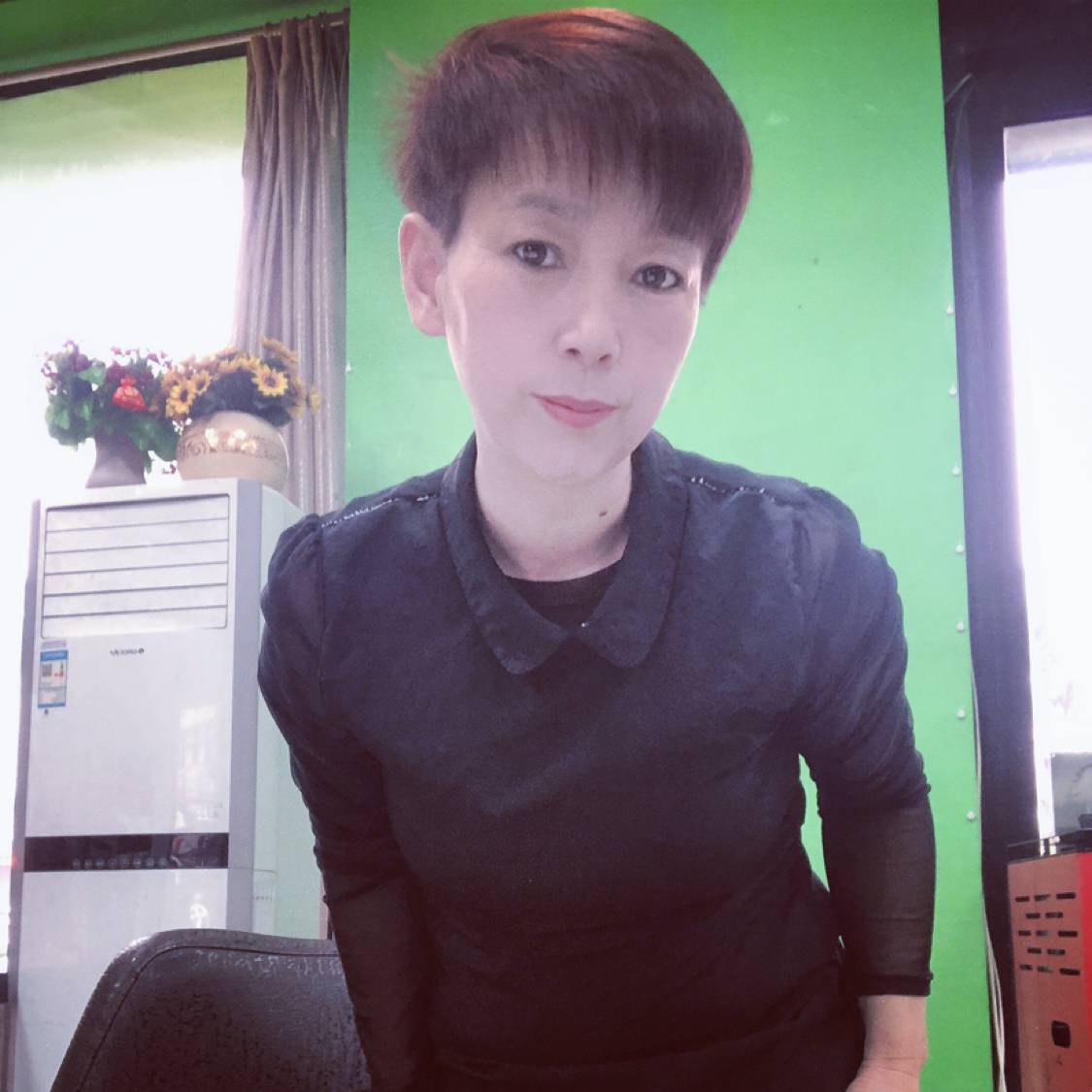 星月那现实的照片