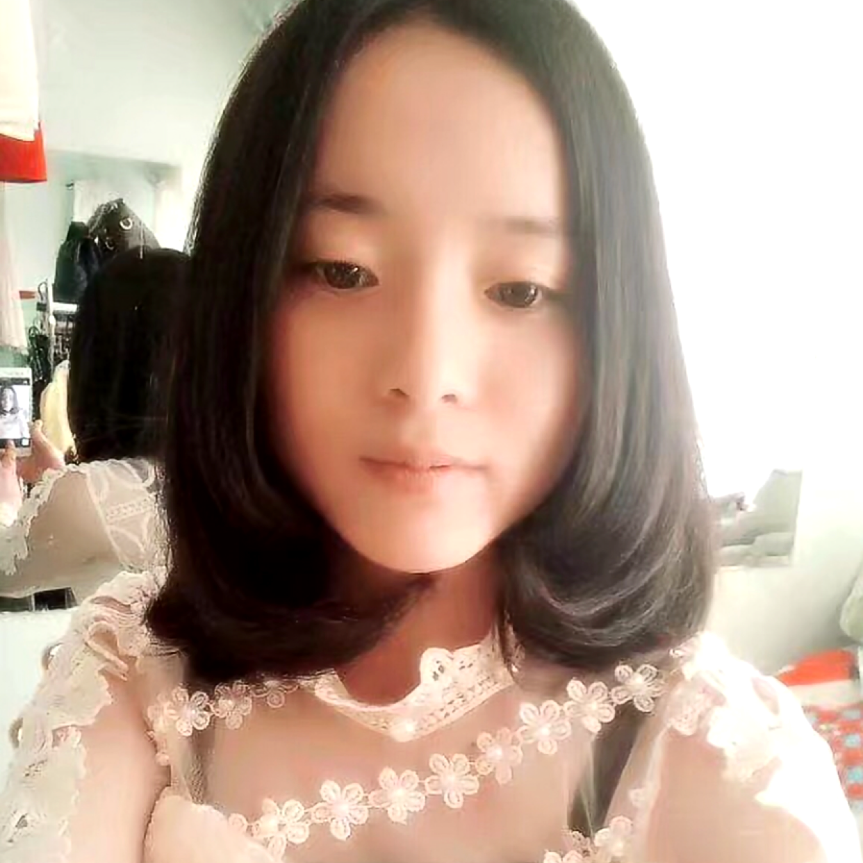 炙热浅吻夕的照片