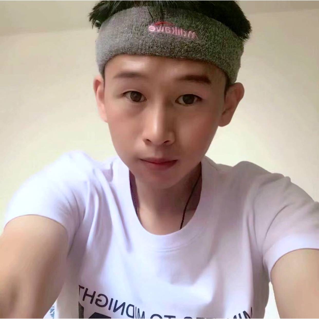 怕孤单浅吻逐风的照片
