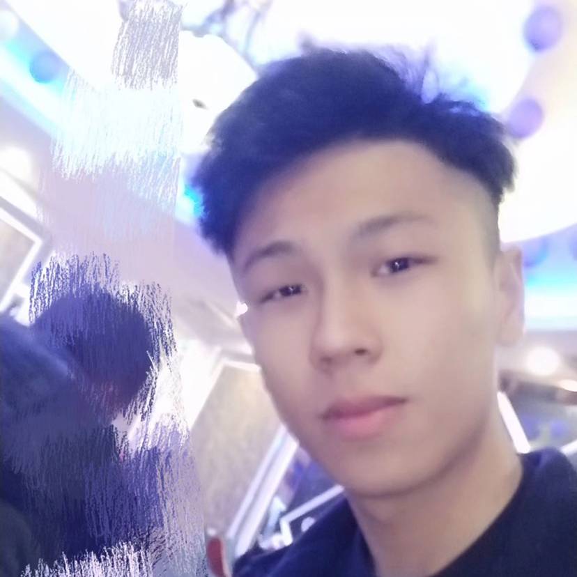 冰淇淋扯想人陪的照片