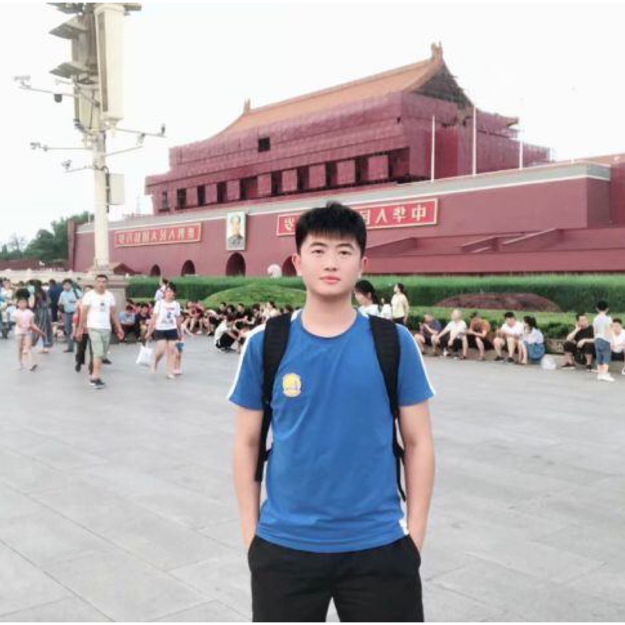 海淀吴彦祖的照片
