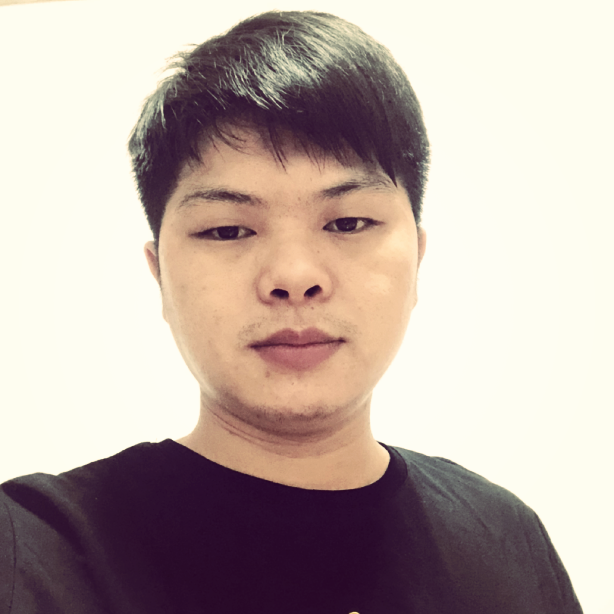 恬静愿余音的照片