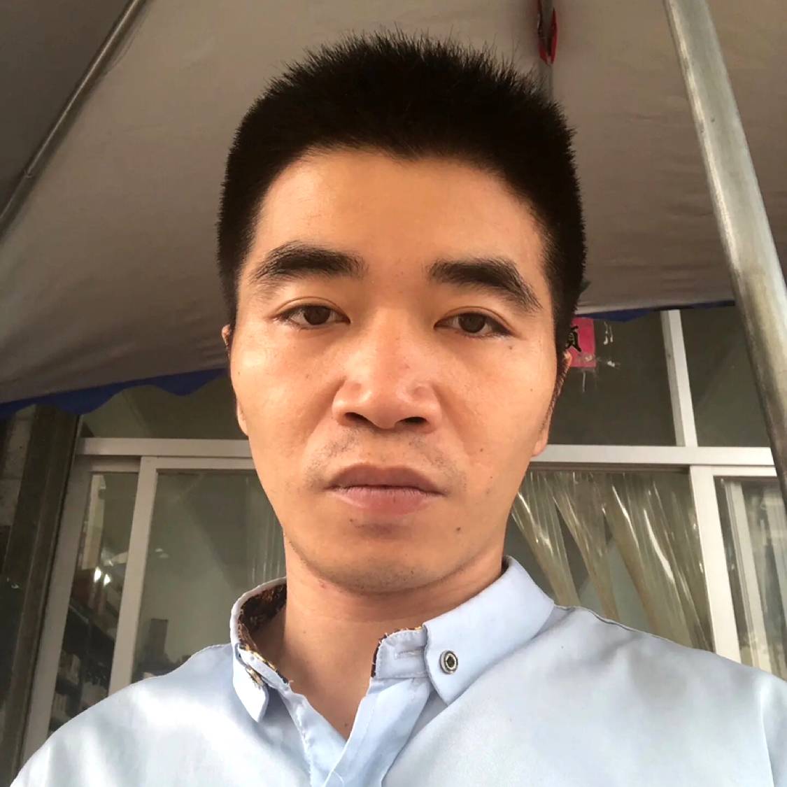 李飞虎的照片