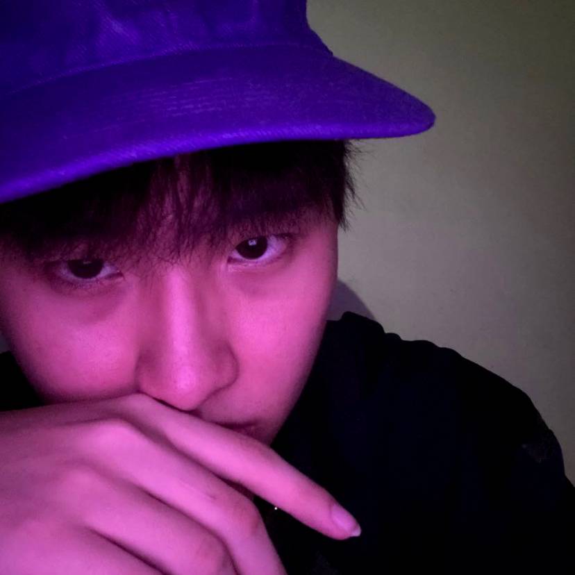菠萝深拥不听话的的照片