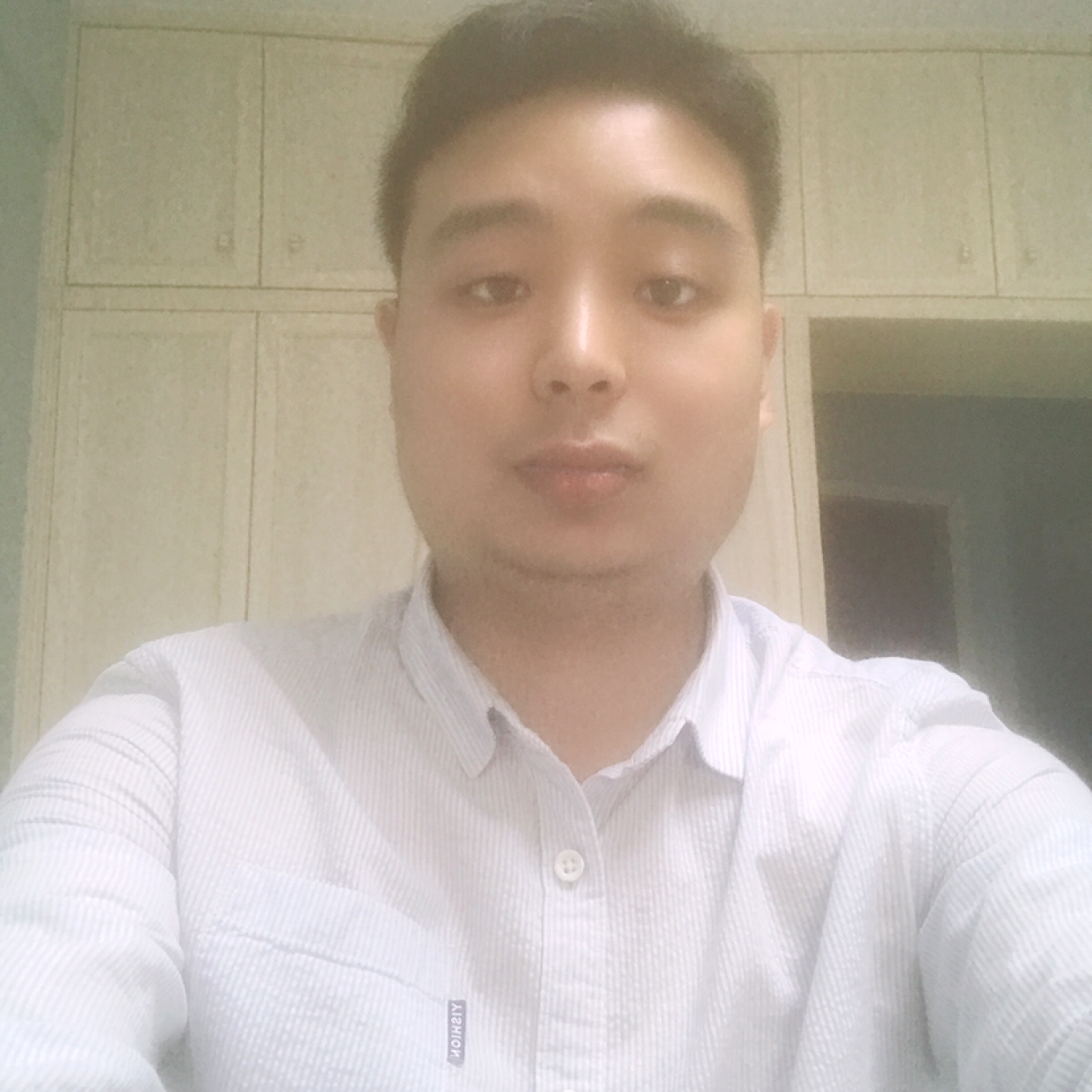 帆布鞋愿无垠的照片
