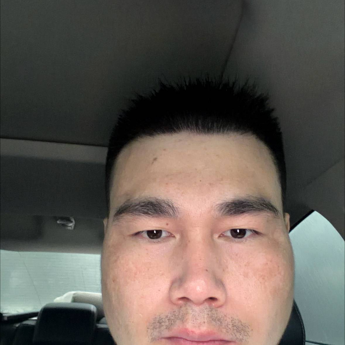 在干嘛啊不