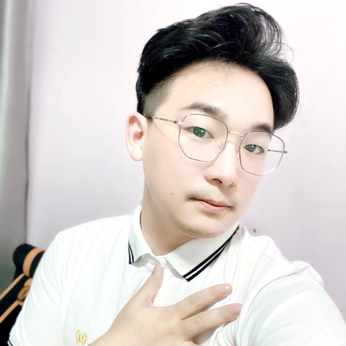 磬音爱恋专一的照片