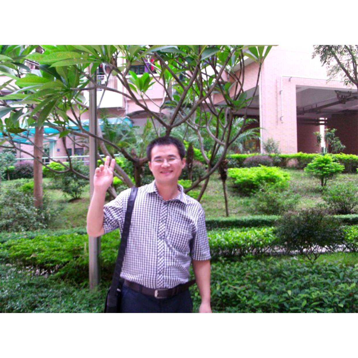 huang 706960的照片