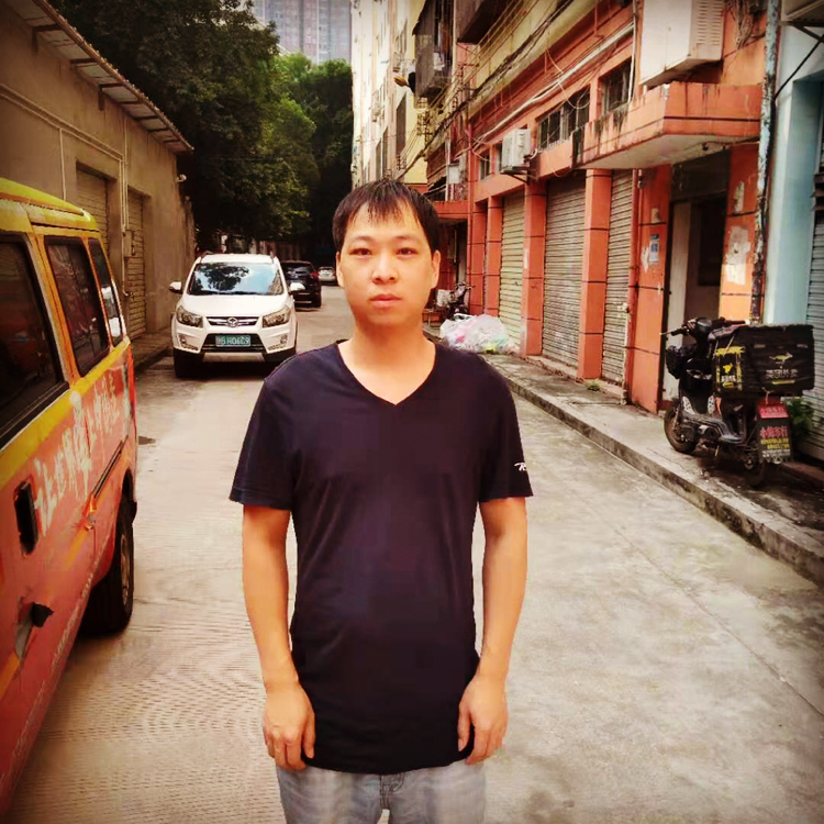 孤独电源Ren的照片