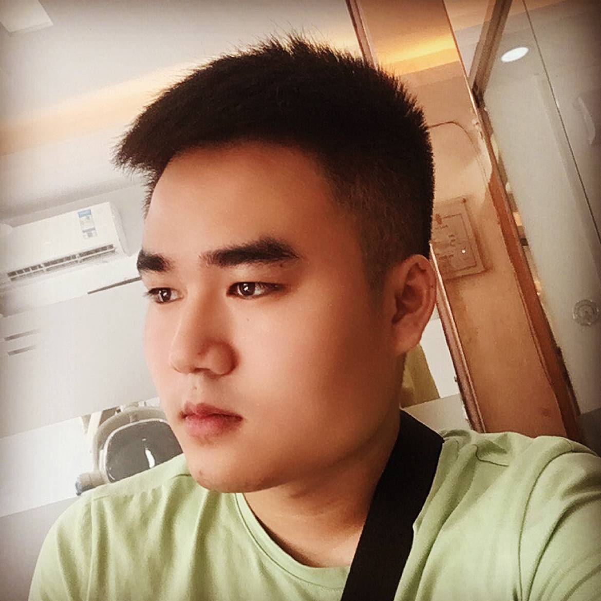 回忆倾心机智的照片