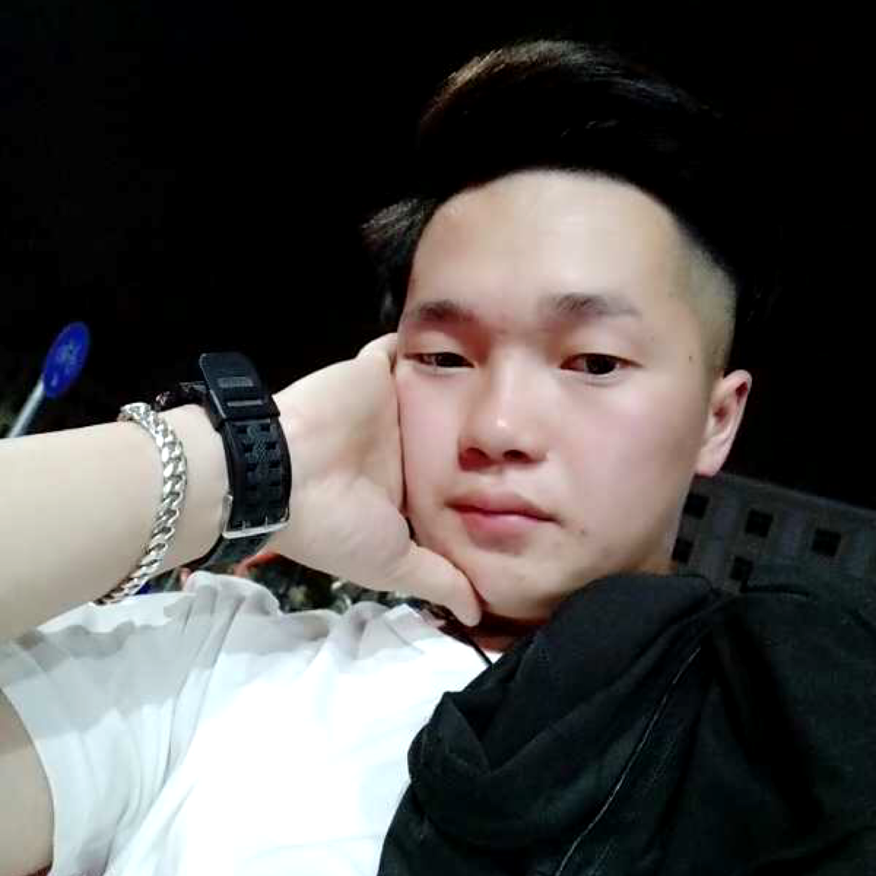 酷酷漫步鞋子的照片