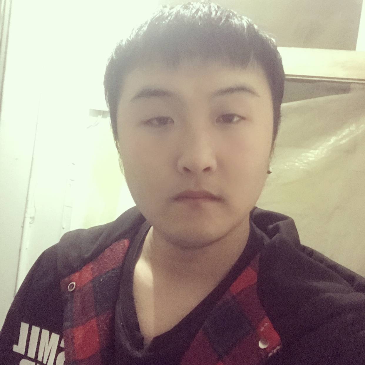 认真迎中心的照片