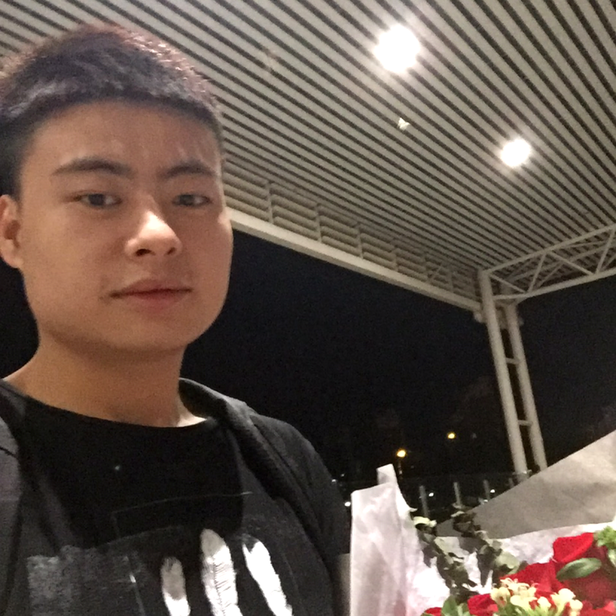 俏皮方啤酒的照片