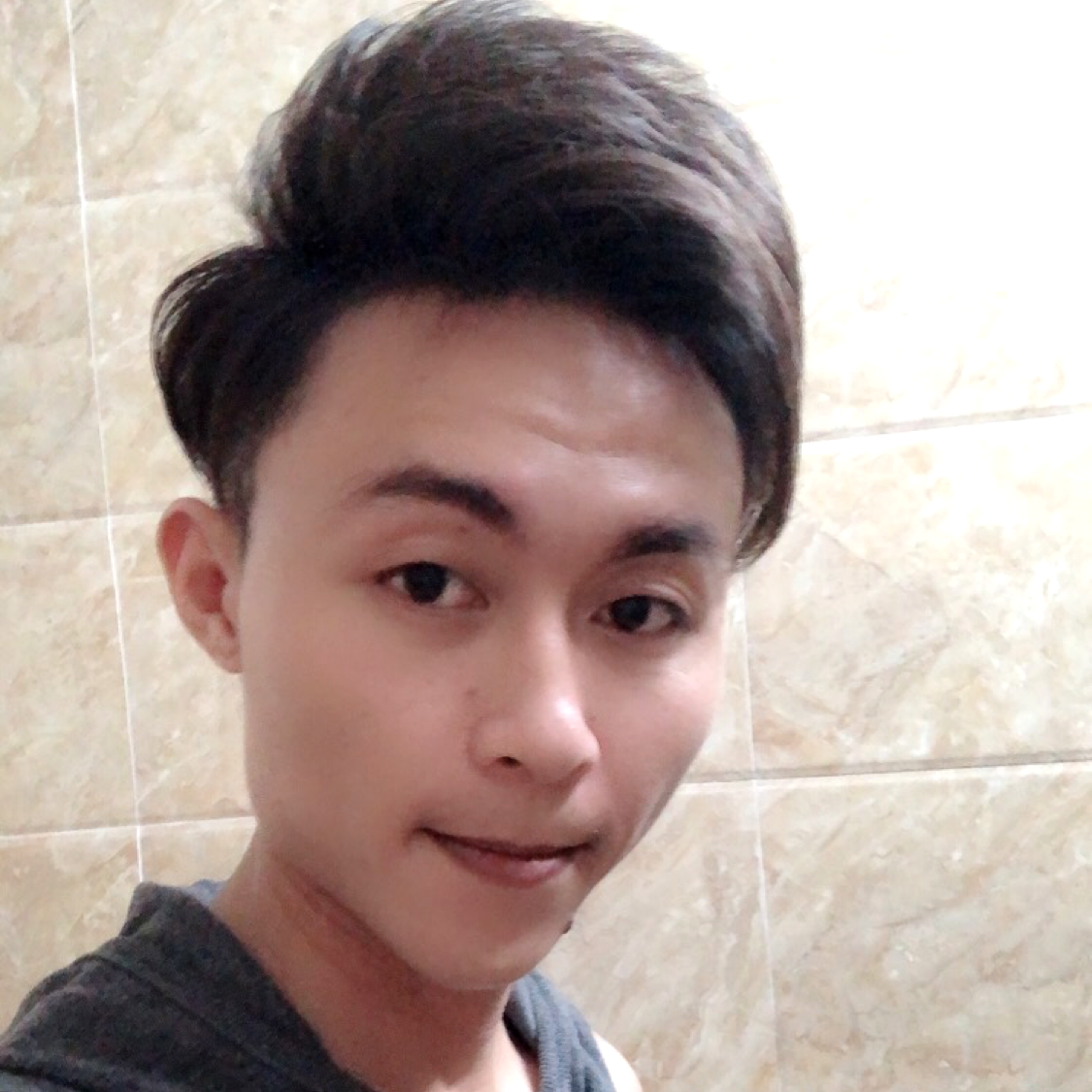 黄昏时的阳光的照片