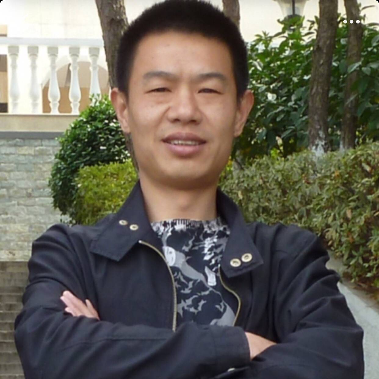 御姐爱恋无奈的照片