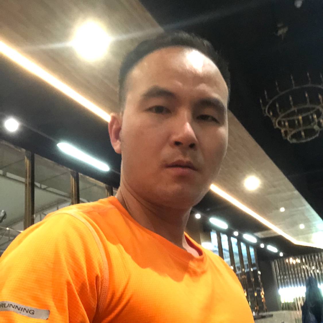 航炜哥的照片