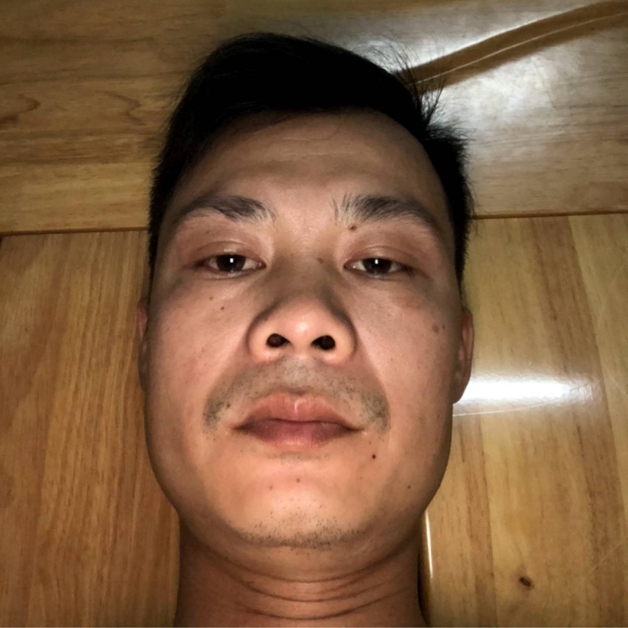 懵懂苦恋滑板的照片