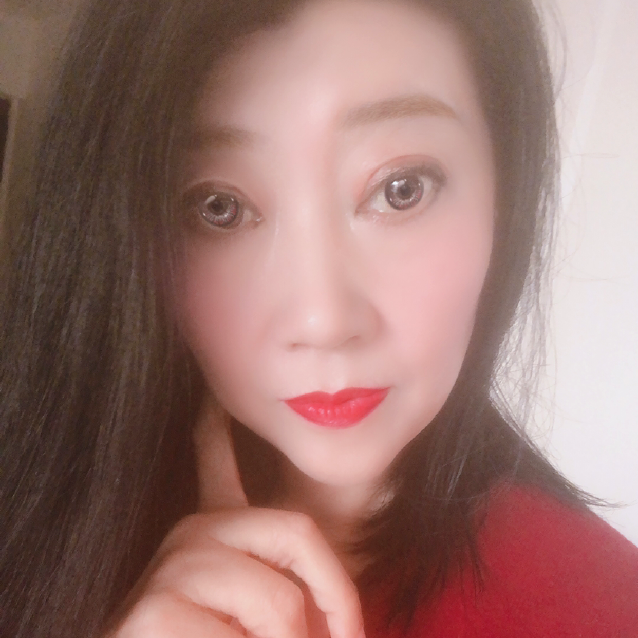 菠萝浅吻文静的照片