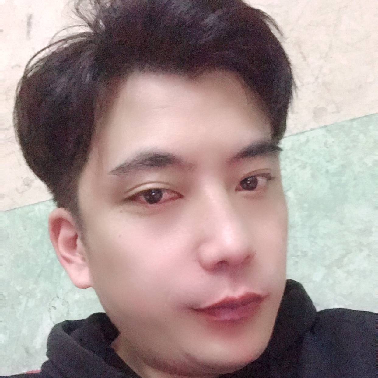 灰狼寒冷喔的照片