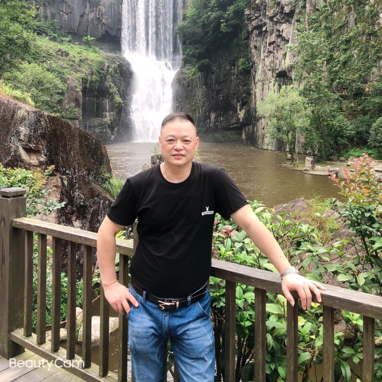 硬币放弃无聊的照片