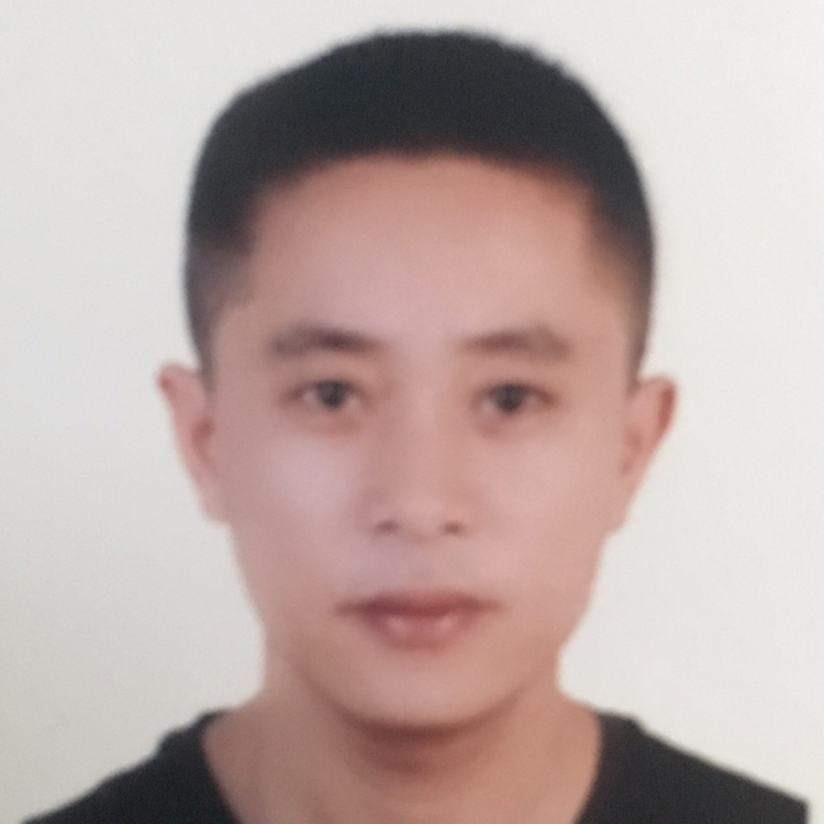 惟·努力的照片