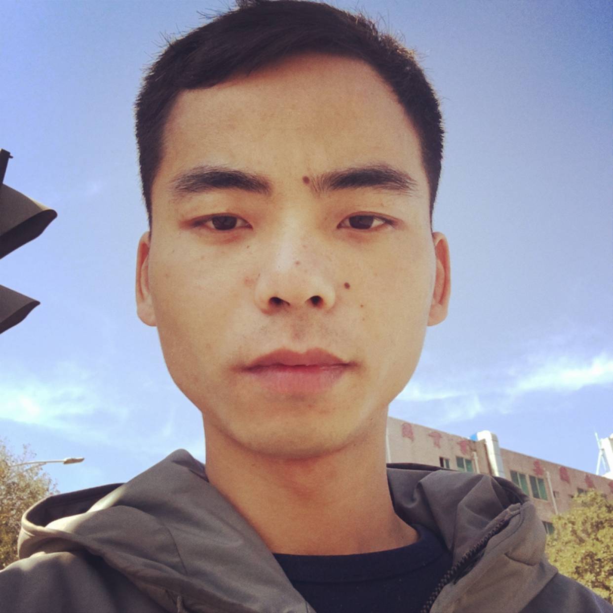 妖娆蹙眉钥匙的照片