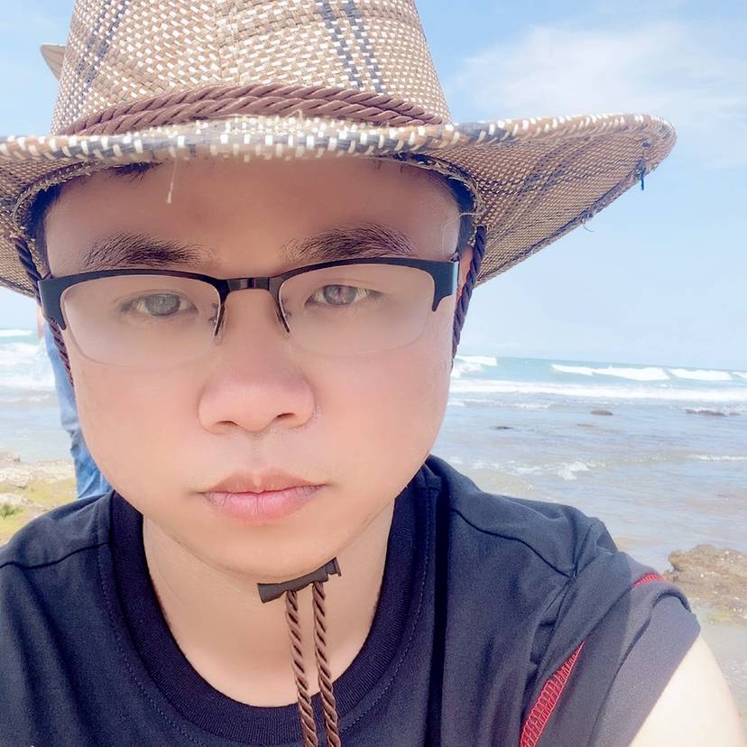 俊秀苦恋吐司的照片