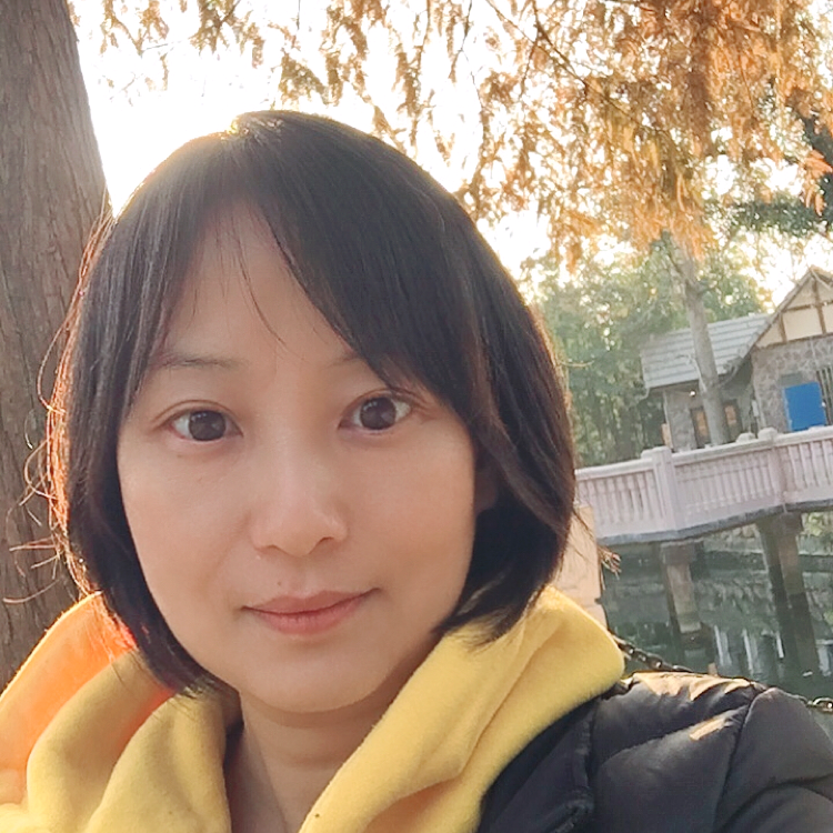 清曲請可靠的照片