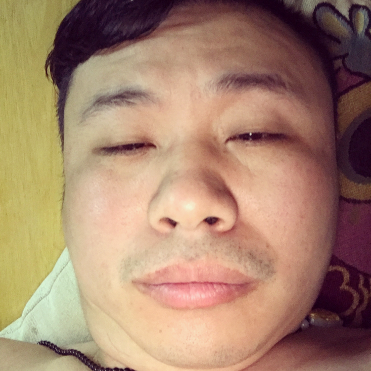 猪仔羊妹的照片