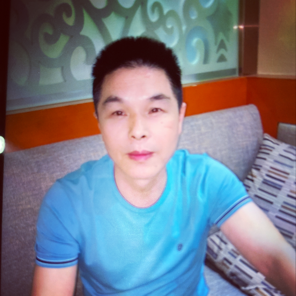 阳光一万的照片