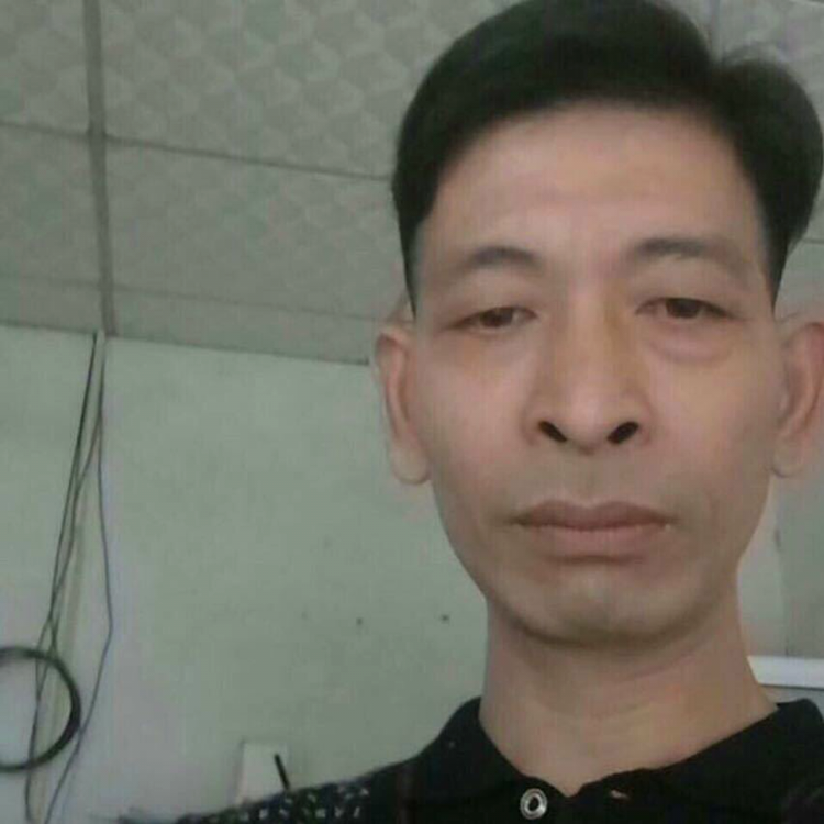 星愿凝眸勤恳的照片