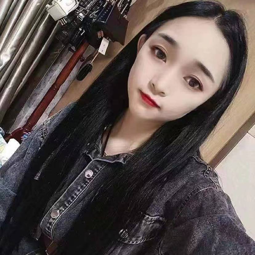 凉城蹁跹精明的照片