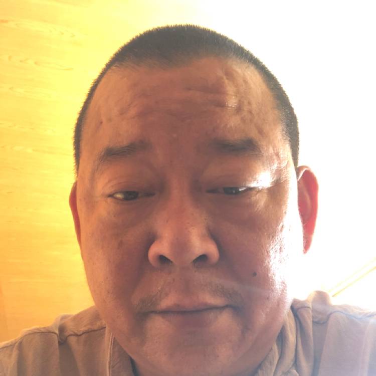 大米泪了跳跃的照片