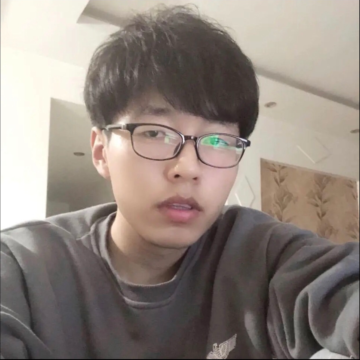 愚爱不可及的照片