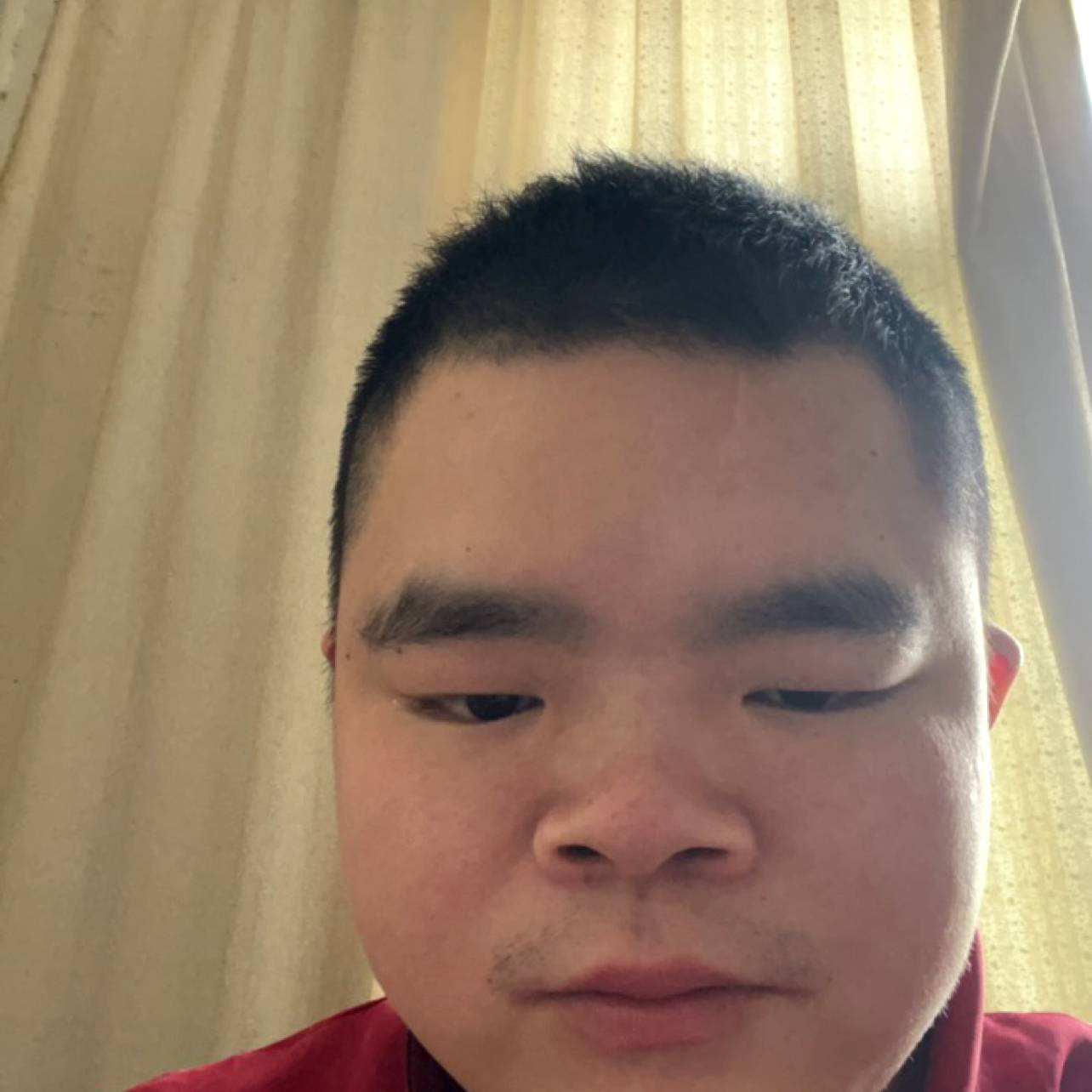 姜罗斌的照片