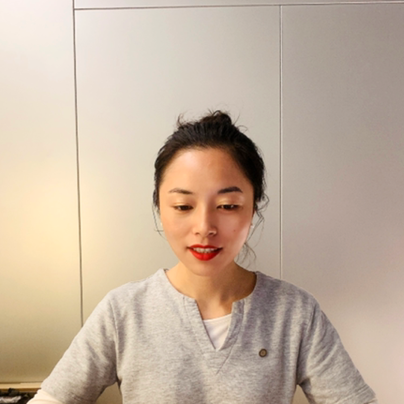 Julia.的照片