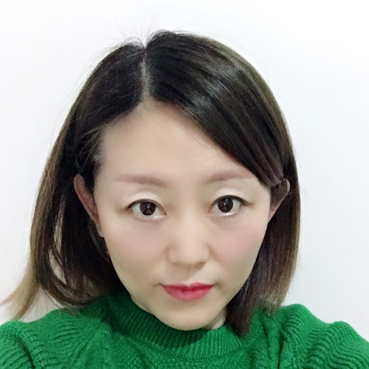 鹂蔓的照片