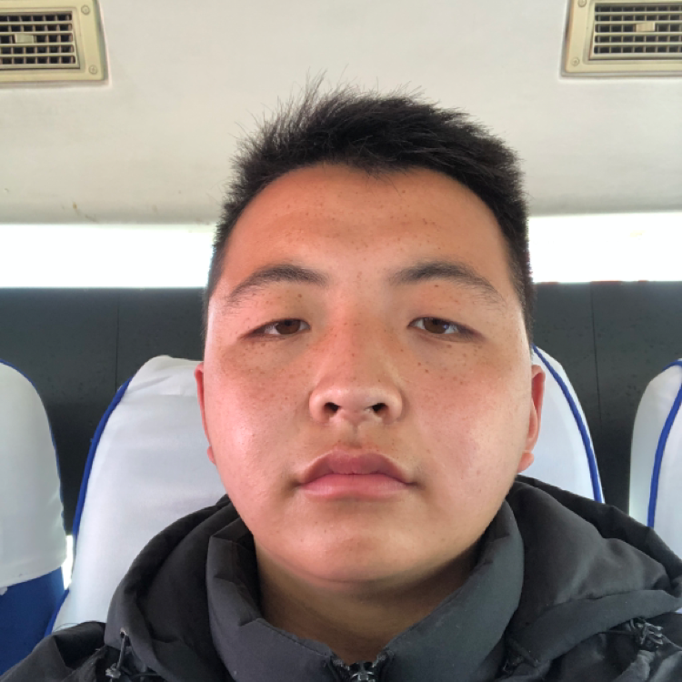 清秀扯吐司的照片