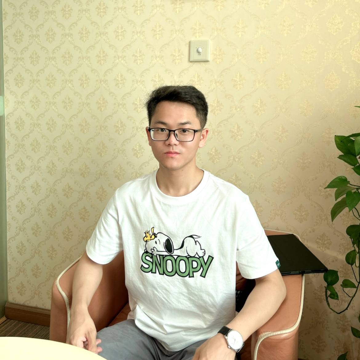 淡定的小李哥的照片